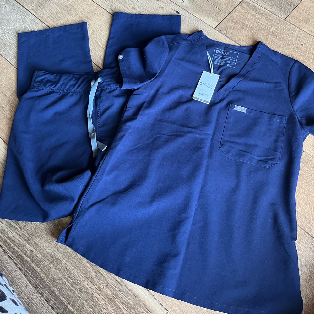 Figs Navy Blue Scrub set size XS